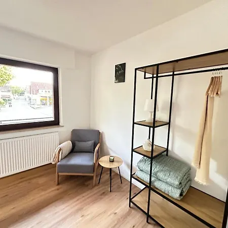 Neu Renoviertes Businesshaus Fuer Teams I 7 Sz I 11 Betten I 2 Baeder I Kostenlose Parkplaetze Sindelfingen